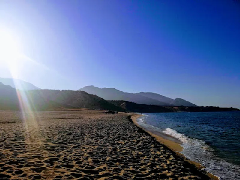 Playa Agua Caliente