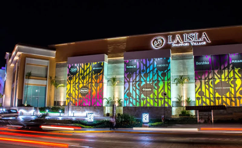 La Isla Shopping Village Puerto Vallarta