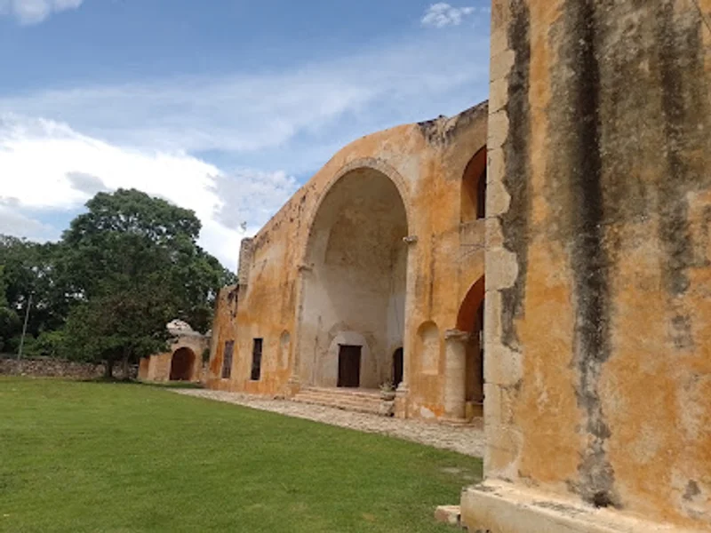 Maní