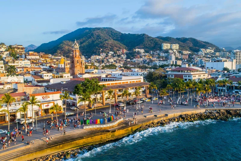 MALECÓN DE PUERTO VALLARTA